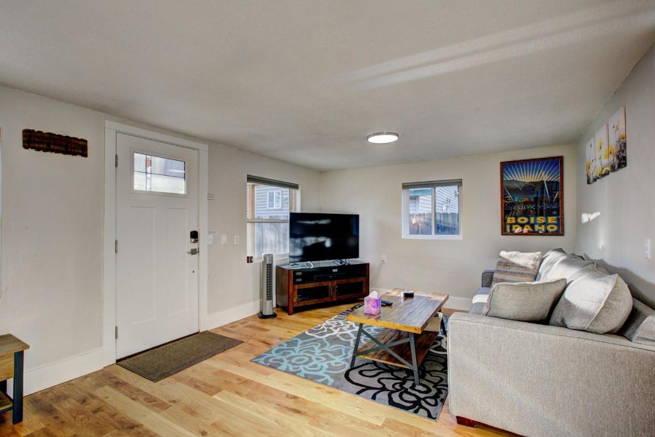 Little Blue Bungalow On Boise'S Bench, Pet Friendly, Fully Fenced Yard With Doggie Door! 2 Miles From Bsu, 5 Minutes From Downtown Boise, Desk And Workstation For Remote Workers, 2 Tv'S Large Walk-In Closet, Good For Mid-Term Stays 外观 照片