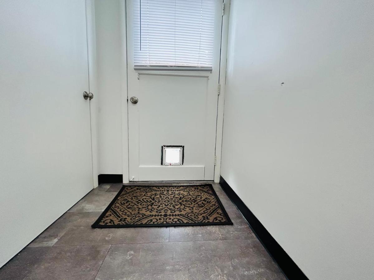 Little Blue Bungalow On Boise'S Bench, Pet Friendly, Fully Fenced Yard With Doggie Door! 2 Miles From Bsu, 5 Minutes From Downtown Boise, Desk And Workstation For Remote Workers, 2 Tv'S Large Walk-In Closet, Good For Mid-Term Stays 外观 照片